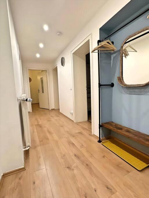 Urban & Chic: 2Bdr, Parkplatz Apartment Witten Luaran gambar