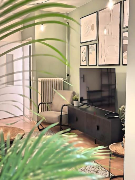 Urban & Chic: 2Bdr, Parkplatz Apartment Witten Luaran gambar