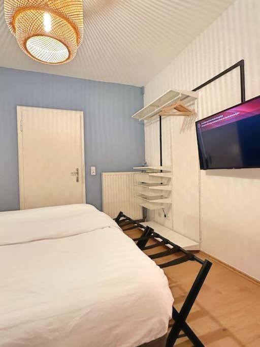 Urban & Chic: 2Bdr, Parkplatz Apartment Witten Luaran gambar